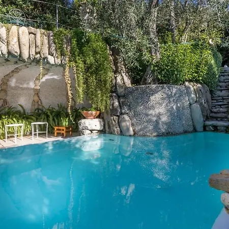 Bianca Luxury In Ραπάλο