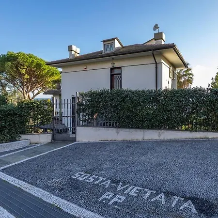 Bianca Luxury In Villa